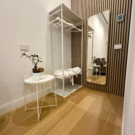 Raffaella נאפולי