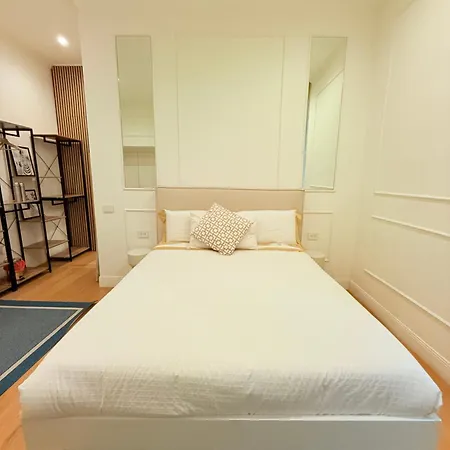 Raffaella Νάπολη