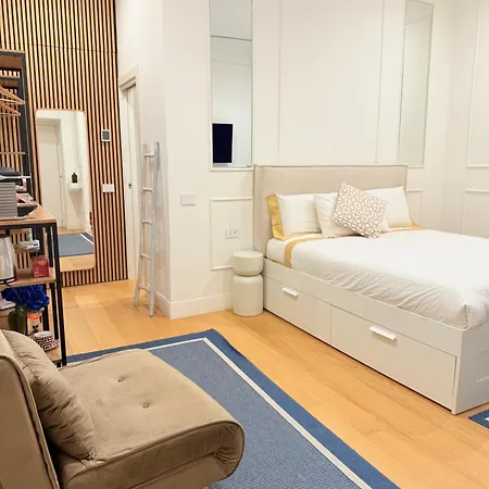 فندق مبيت وإفطار Raffaella نابولي