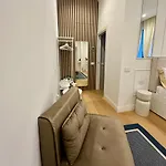 Raffaella 4* نابولي