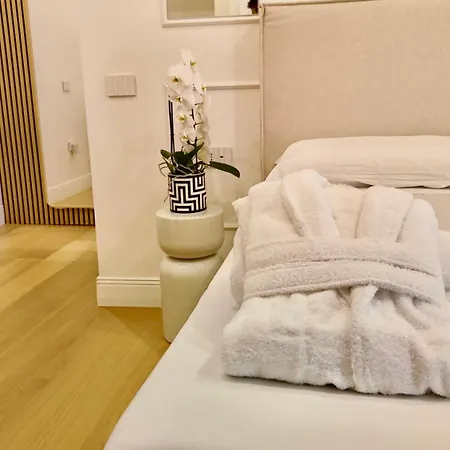 Couette-café Raffaella 4*